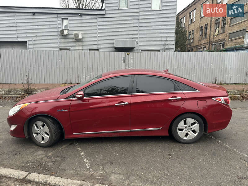 Седан Hyundai Sonata 2013 в Киеве