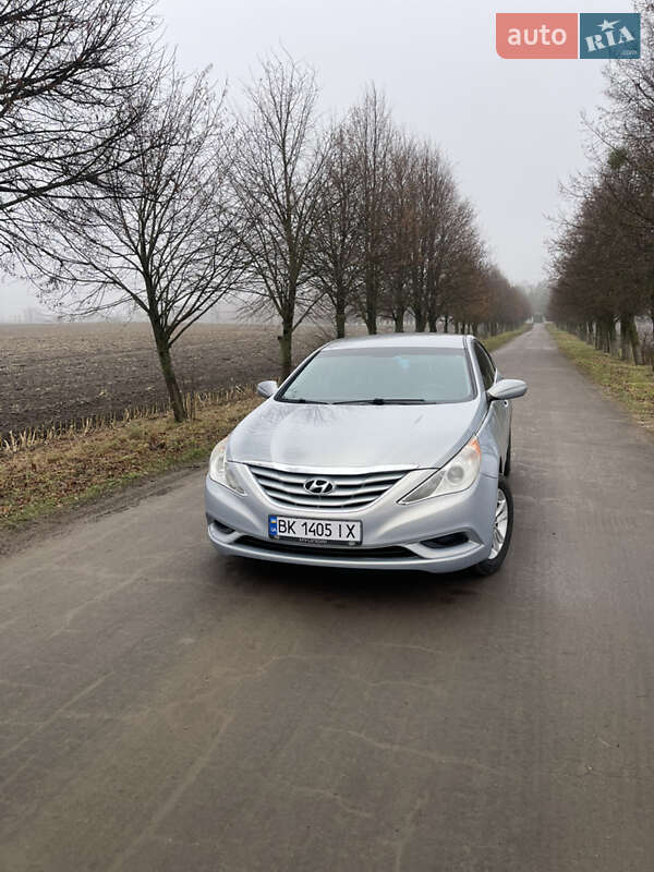 Седан Hyundai Sonata 2010 в Заре фото 12 Седан Hyundai Sonata 2010 в Заре