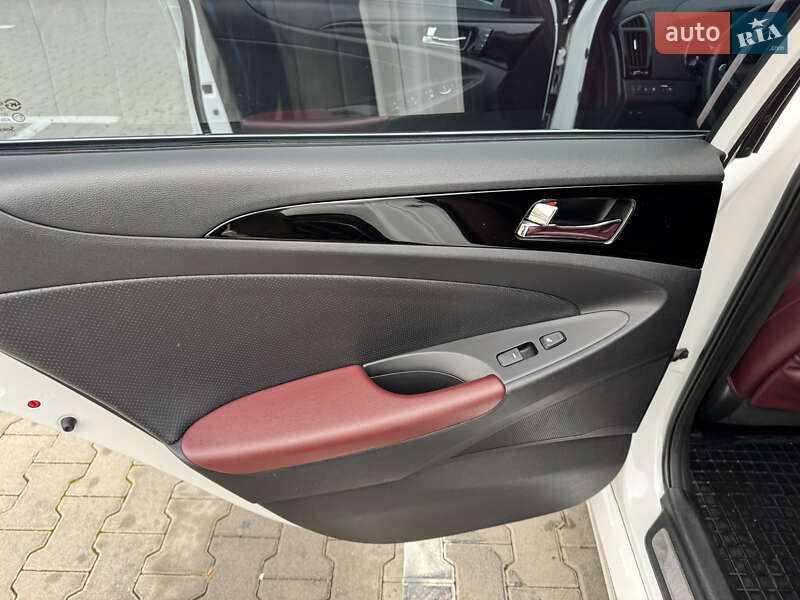 Седан Hyundai Sonata 2012 в Киеве фото 22 Седан Hyundai Sonata 2012 в Киеве