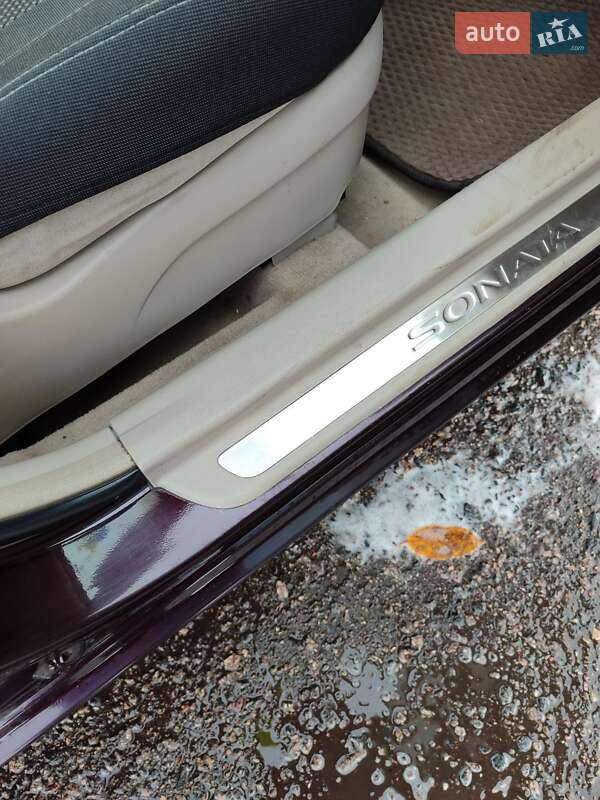 Седан Hyundai Sonata 2006 в Драбове