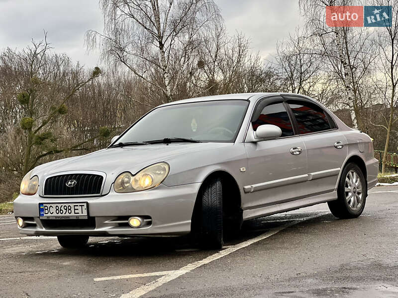 Седан Hyundai Sonata 2002 в Львові