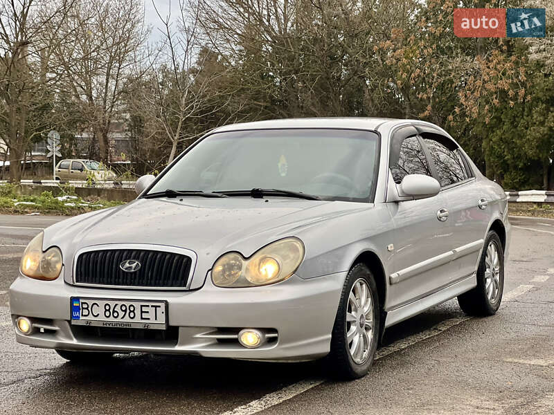 Седан Hyundai Sonata 2002 в Львові