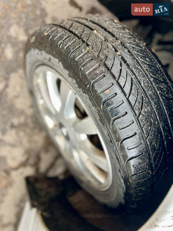 Седан Hyundai Sonata 2002 в Львові