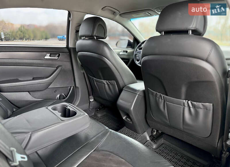 Седан Hyundai Sonata 2015 в Днепре