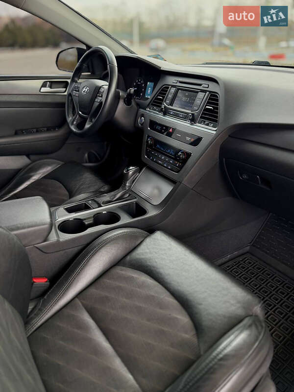 Седан Hyundai Sonata 2015 в Днепре