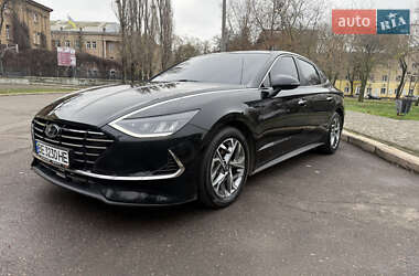 Седан Hyundai Sonata 2019 в Николаеве