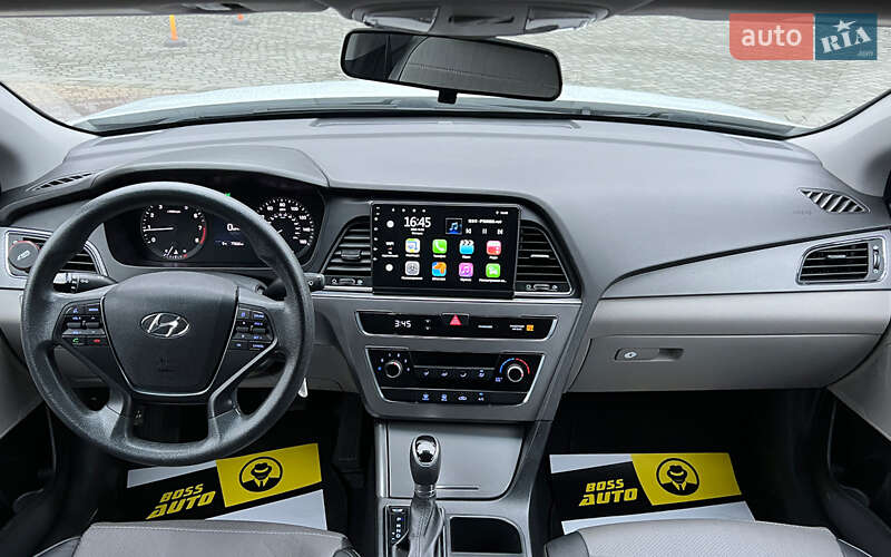 Седан Hyundai Sonata 2016 в Львове