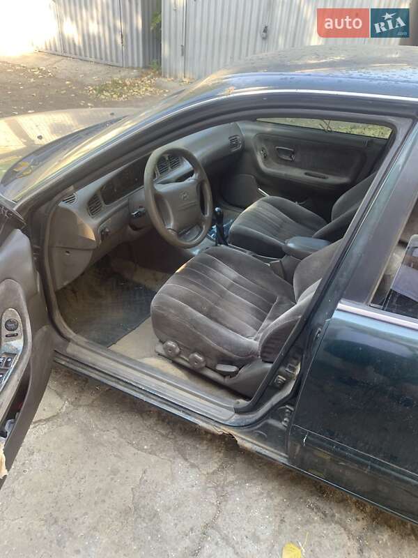 Седан Hyundai Sonata 1998 в Одессе