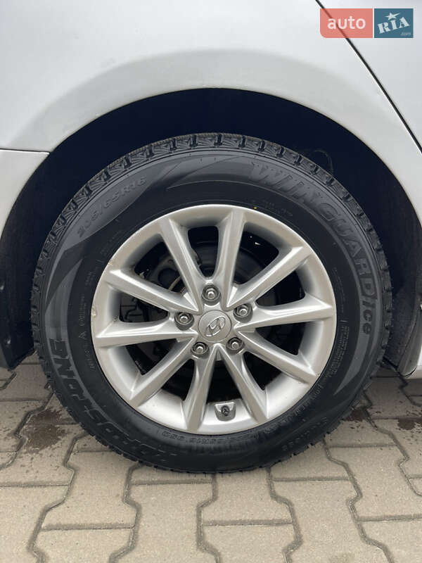 Седан Hyundai Sonata 2017 в Киеве