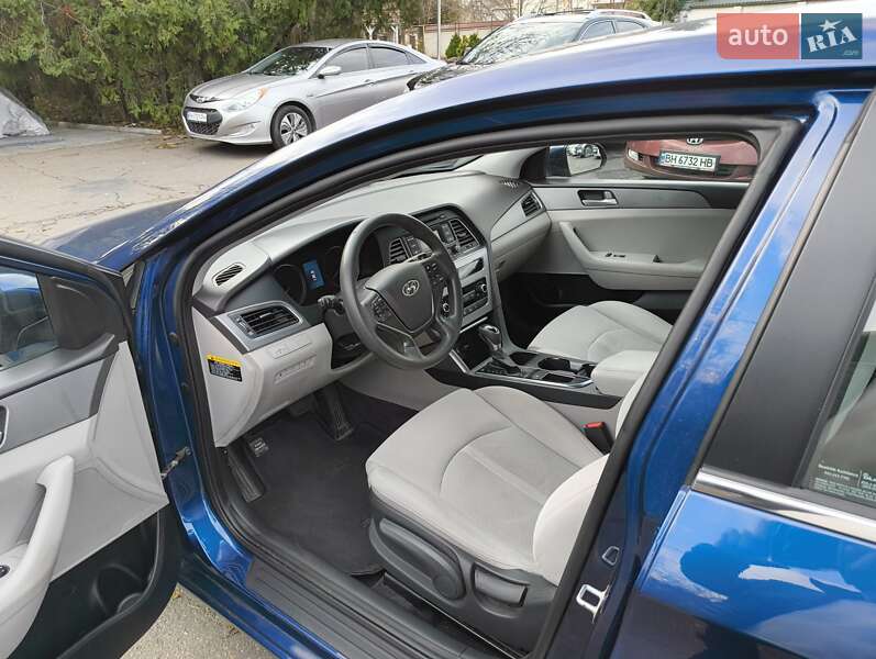 Седан Hyundai Sonata 2016 в Одессе