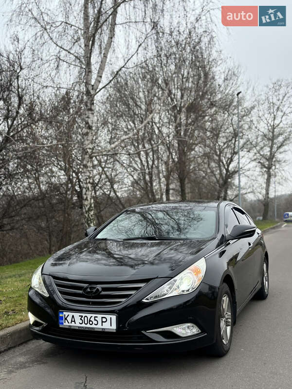 Hyundai Sonata 2013