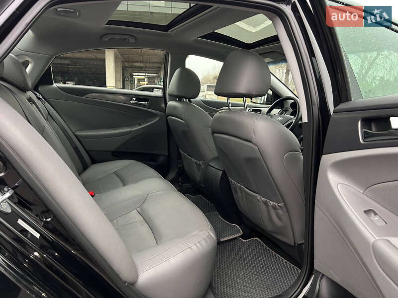 Седан Hyundai Sonata 2014 в Києві