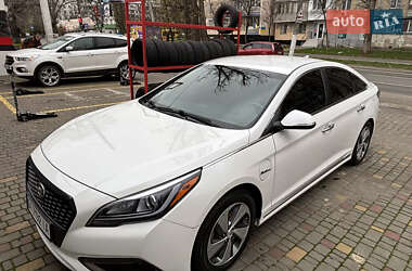 Седан Hyundai Sonata 2015 в Одессе