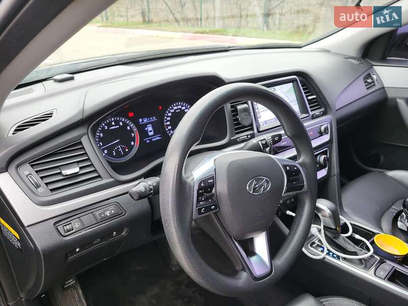 Седан Hyundai Sonata 2018 в Києві