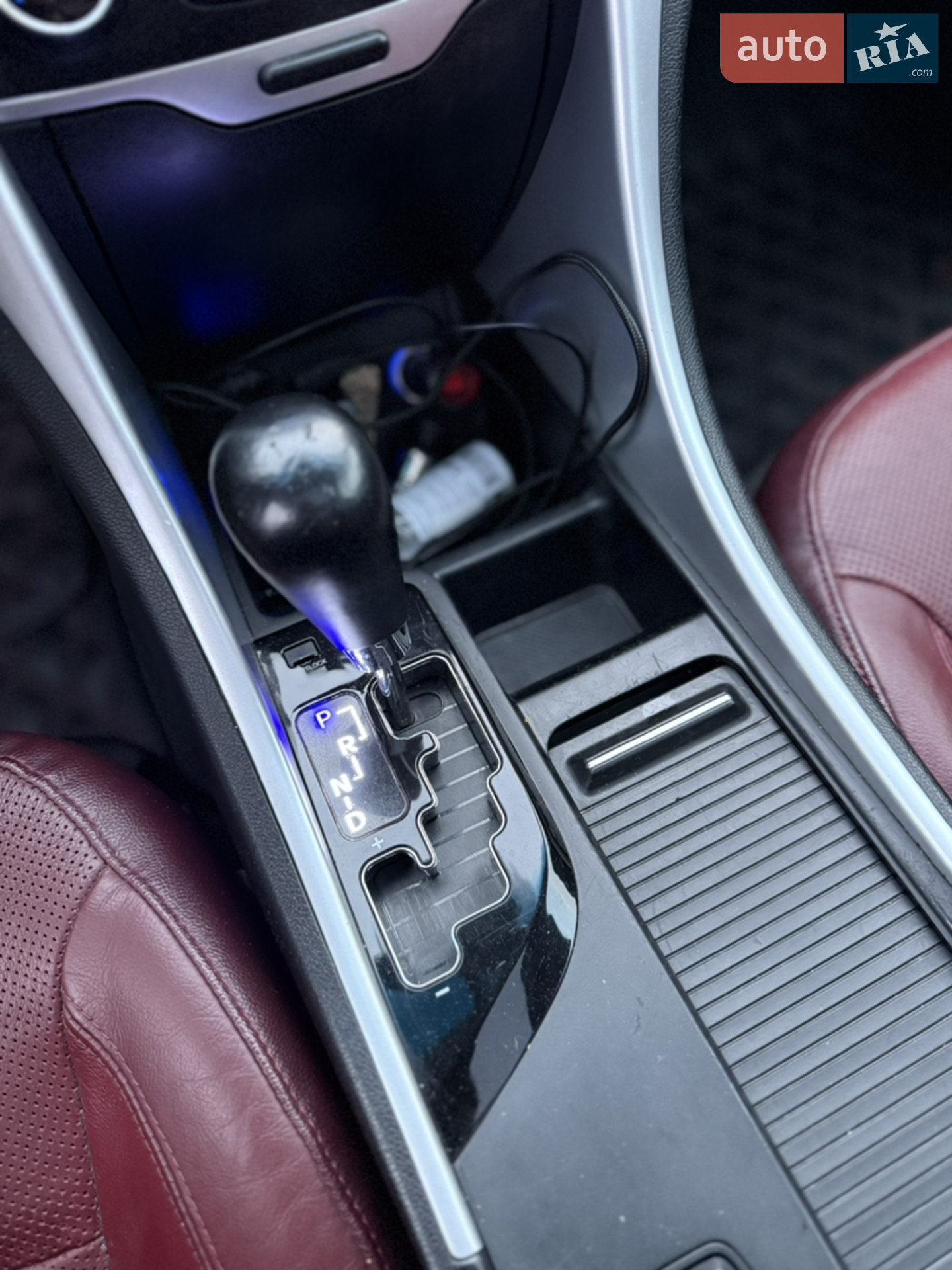 2011 Hyundai Sonata - мініатюра 28