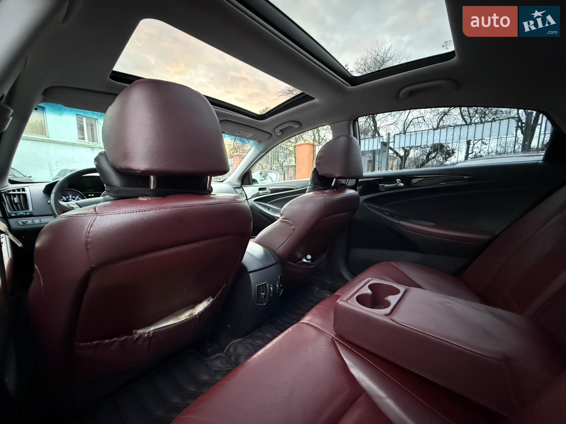 2011 Hyundai Sonata - мініатюра 27