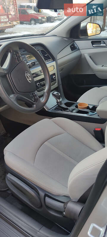 Седан Hyundai Sonata 2016 в Полтаві