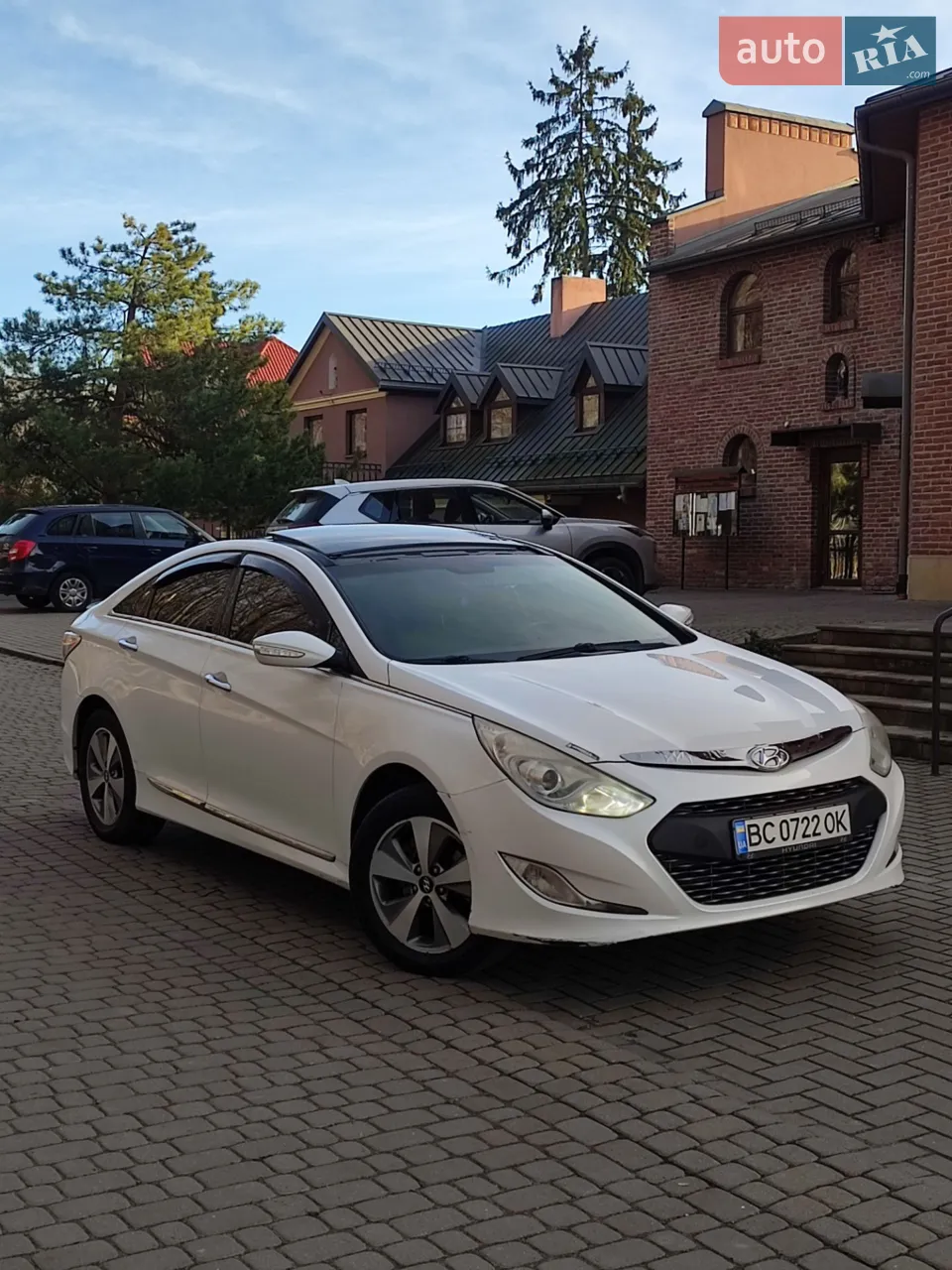 2012 Hyundai Sonata - мініатюра 16
