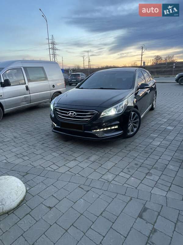 Седан Hyundai Sonata 2014 в Стрию