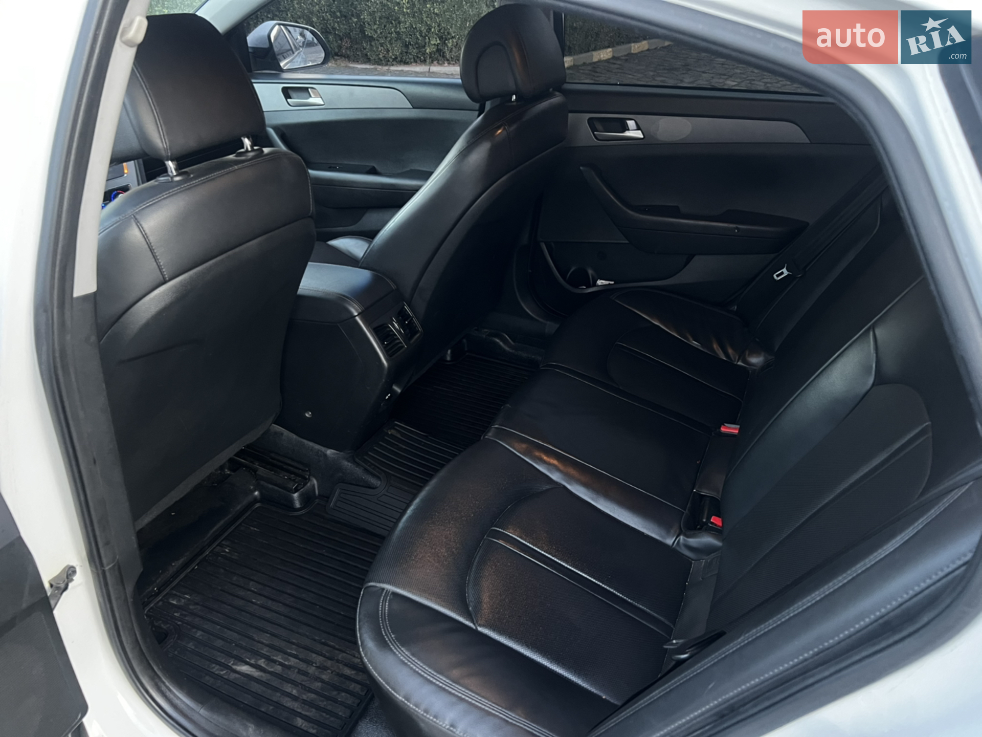 2016 Hyundai Sonata - мініатюра 20