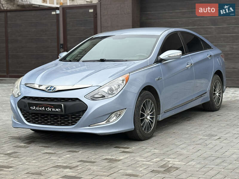 Hyundai Sonata 2013