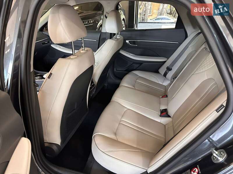 Седан Hyundai Sonata 2020 в Одессе