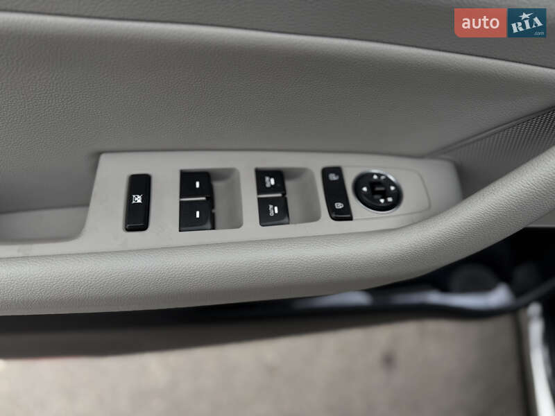 Седан Hyundai Sonata 2015 в Вінниці