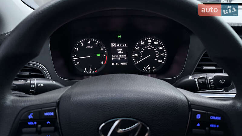 Седан Hyundai Sonata 2015 в Івано-Франківську