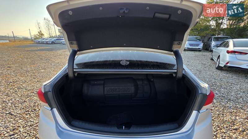 Седан Hyundai Sonata 2018 в Києві фото 12 Седан Hyundai Sonata 2018 в Києві