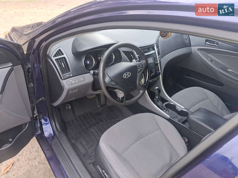 Седан Hyundai Sonata 2012 в Николаеве