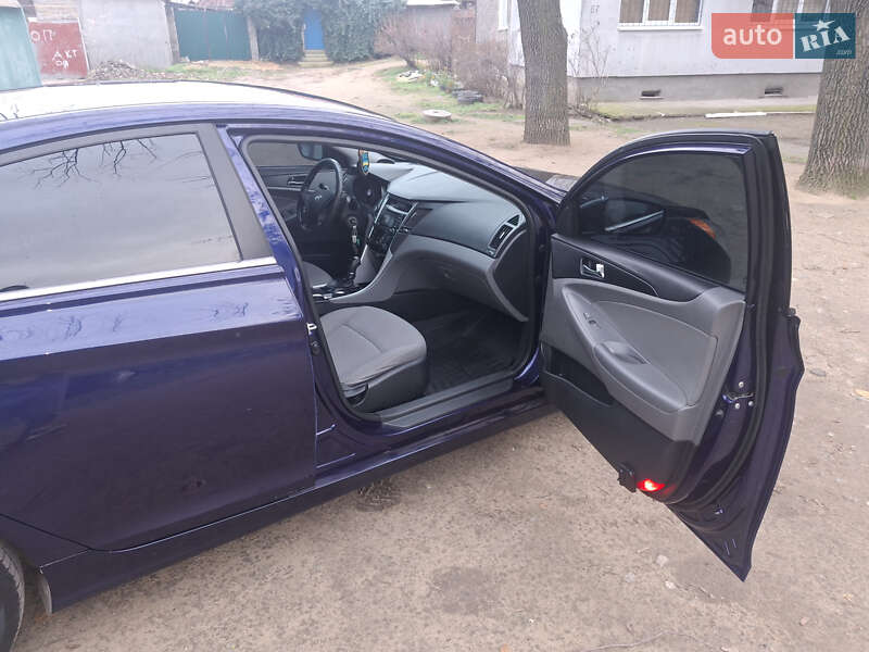 Седан Hyundai Sonata 2012 в Николаеве