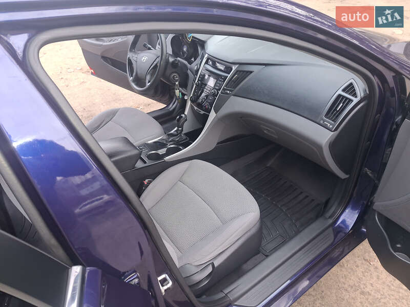 Седан Hyundai Sonata 2012 в Николаеве