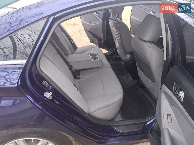 Седан Hyundai Sonata 2012 в Николаеве