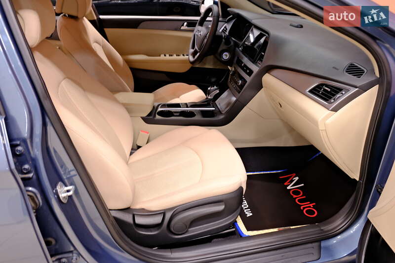 Седан Hyundai Sonata 2017 в Одессе