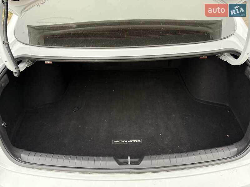 Седан Hyundai Sonata 2019 в Києві