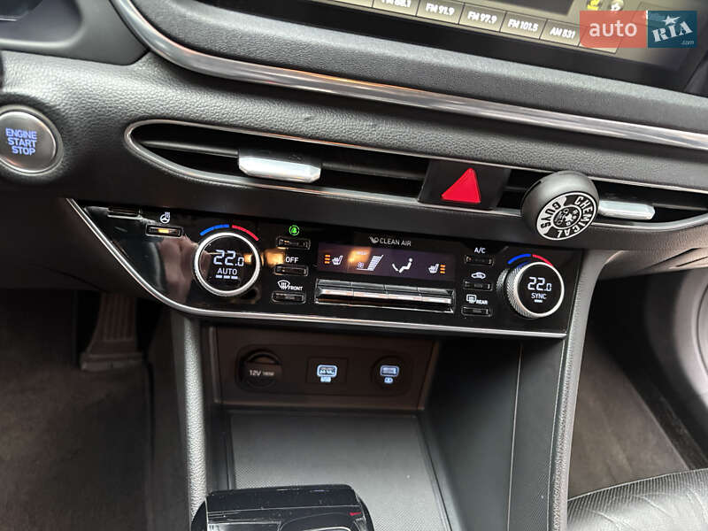 Седан Hyundai Sonata 2019 в Новомосковске