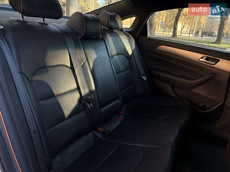 Седан Hyundai Sonata 2014 в Миколаєві