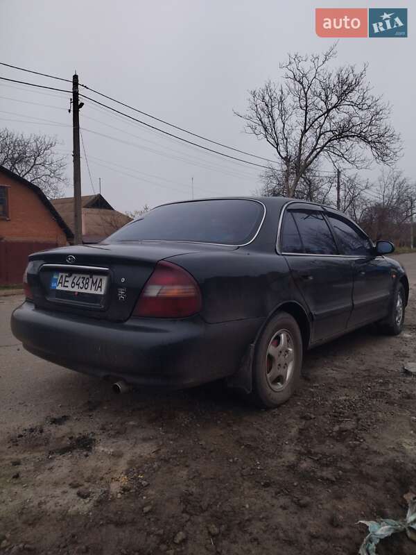 Hyundai Sonata 1998 Hyundai Sonata 1998