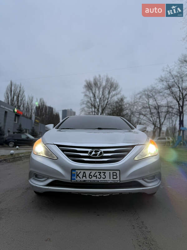 Hyundai Sonata 2013