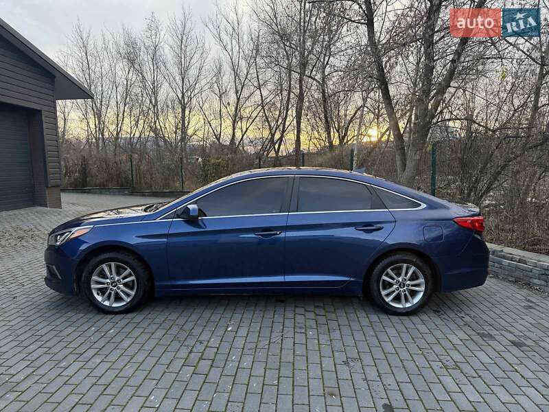 Седан Hyundai Sonata 2016 в Ровно