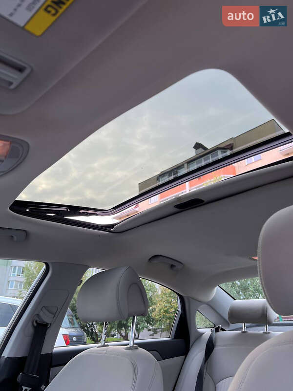 Седан Hyundai Sonata 2015 в Вінниці