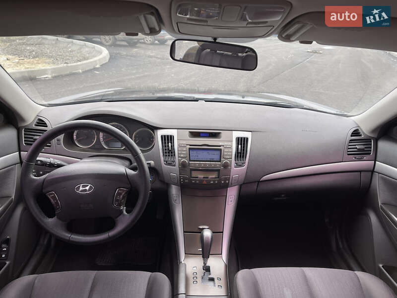 Седан Hyundai Sonata 2008 в Черкасах