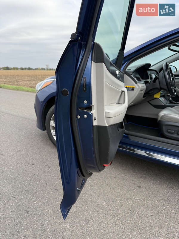 Седан Hyundai Sonata 2014 в Смілі