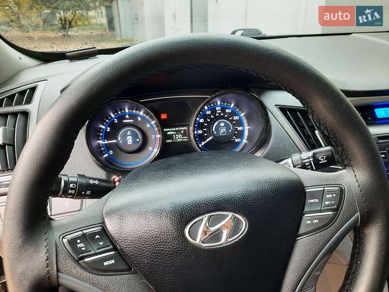 Седан Hyundai Sonata 2012 в Дніпрі