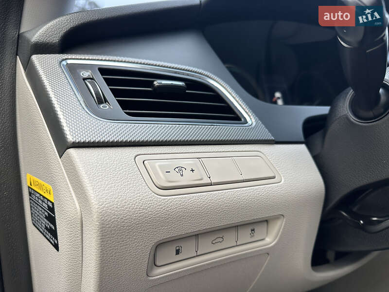 Седан Hyundai Sonata 2017 в Киеве