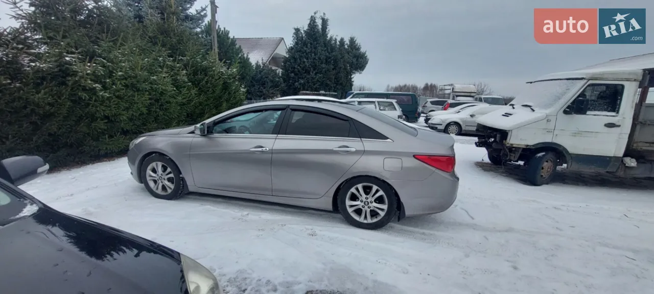 2010 Hyundai Sonata - мініатюра 21