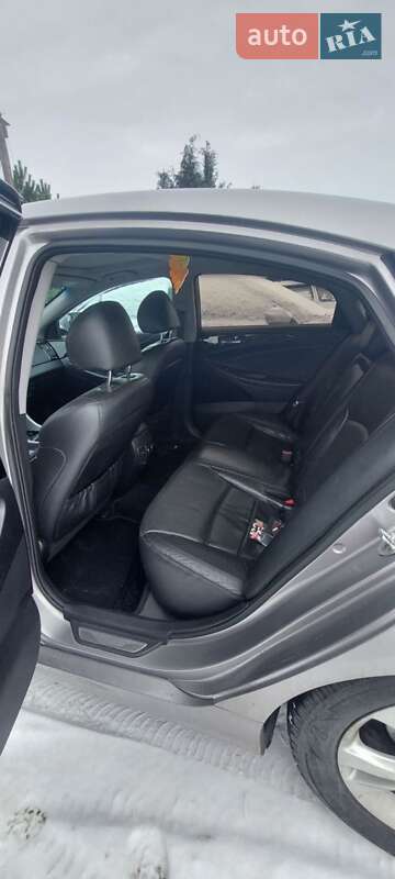 Седан Hyundai Sonata 2010 в Чемеровцах