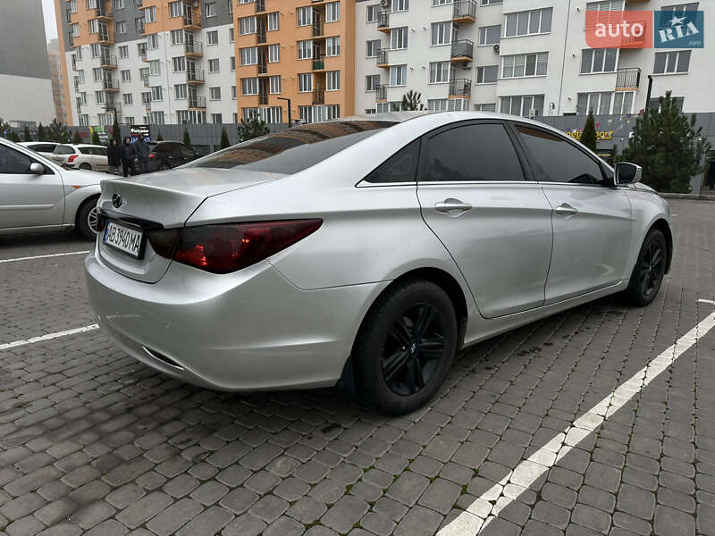 Седан Hyundai Sonata 2013 в Виннице