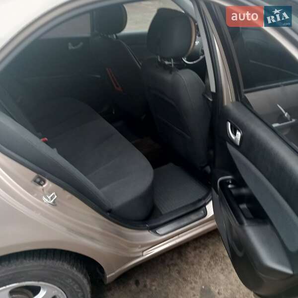 Седан Hyundai Sonata 2008 в Александрие фото 13 Седан Hyundai Sonata 2008 в Александрие