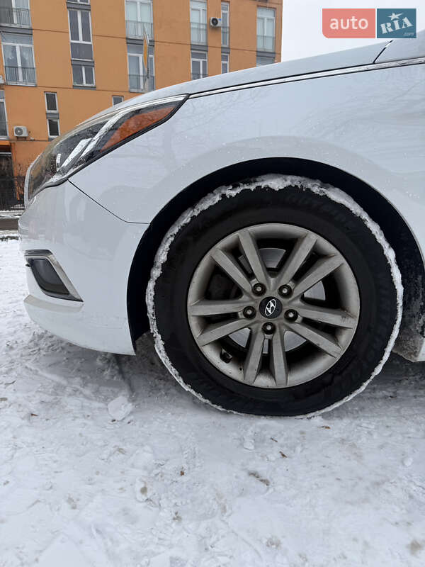 Седан Hyundai Sonata 2015 в Киеве